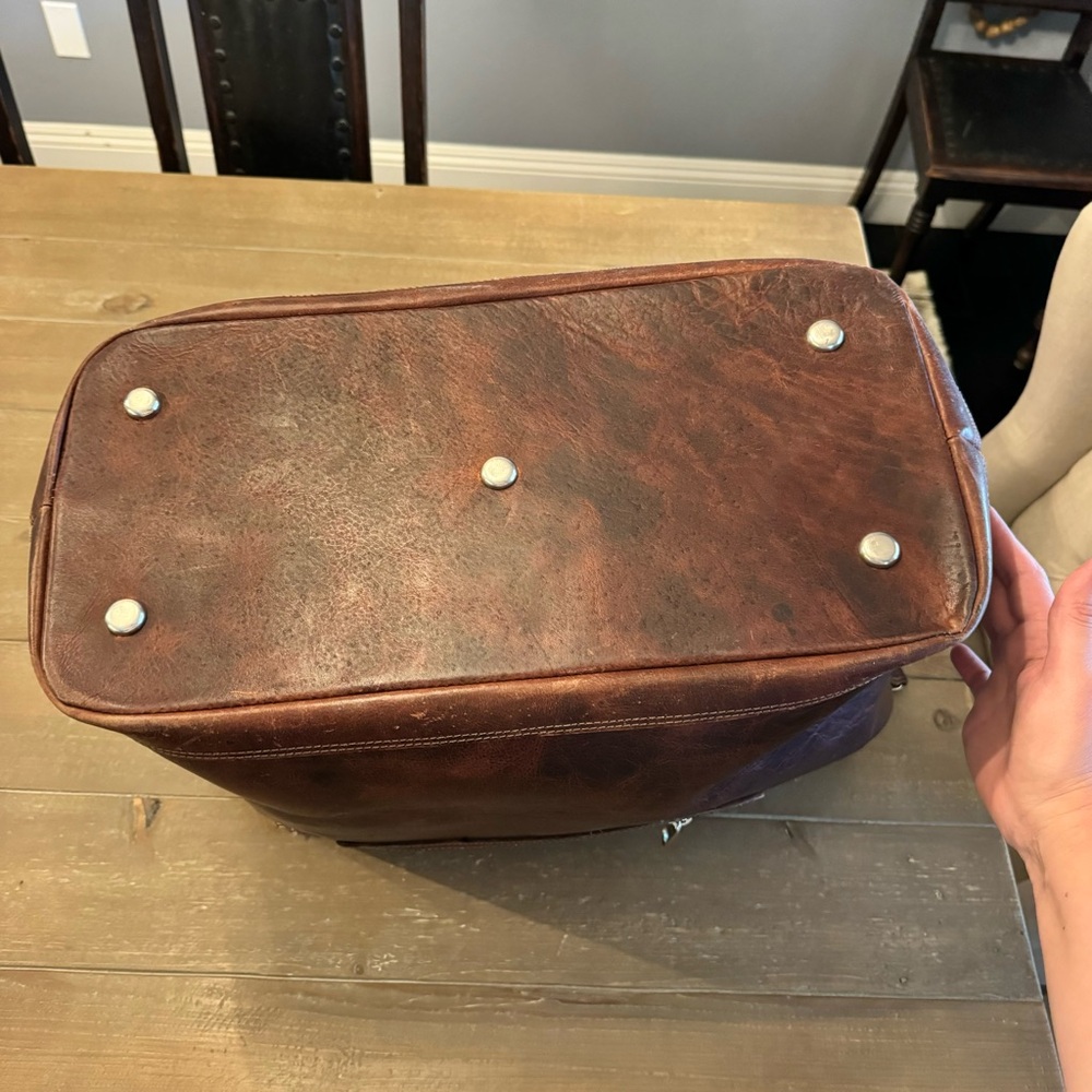 Nena & Co. The Perfect Weekender Travel Bag - Picture 7 of 11